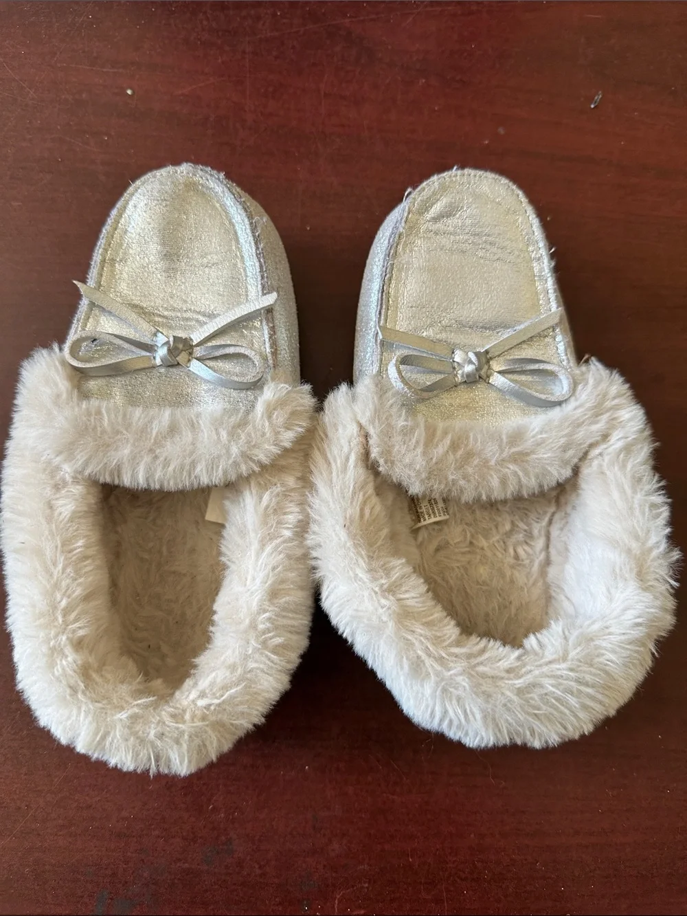 ##195, Size 12, Cozy Faux-Fur Lined Slippers with Bow - Metallic Beige